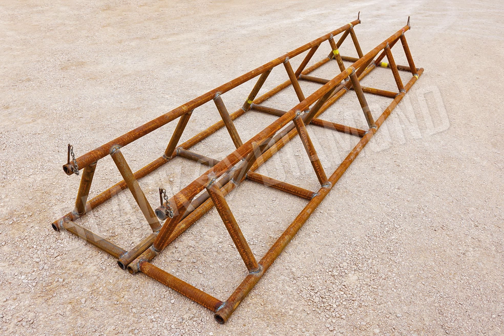 Triangular pipe racks (4.5" steel tubing)
